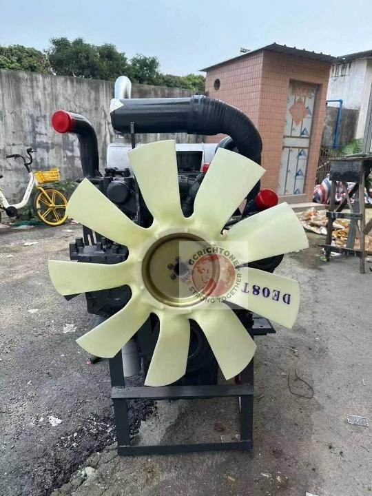 Дизельный двигатель Doosan DE08